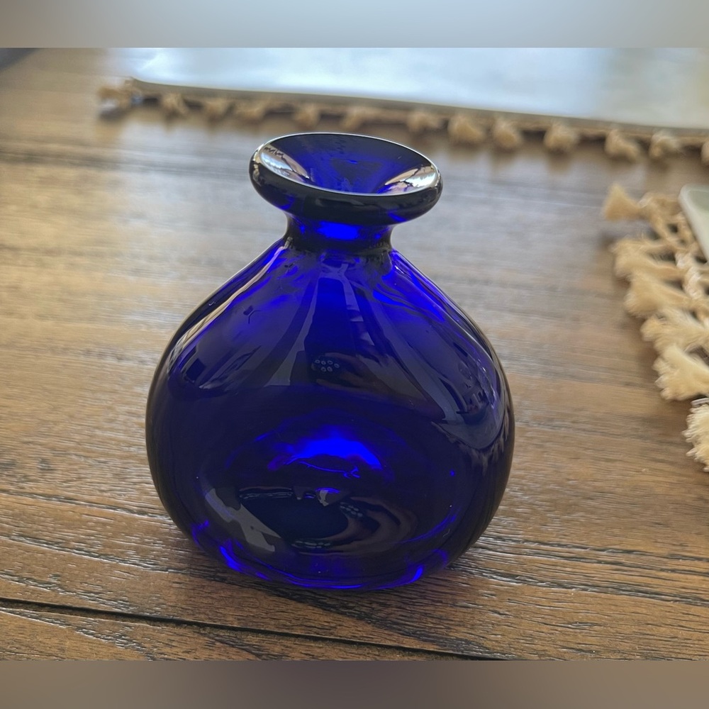 JW Shelton Hand-blown 3” Inch Cobalt Blue Glass Vase Signed